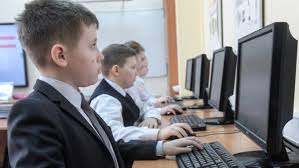 Более 3 тысяч школьников прошли курсы по программам FutureSkills в Москве