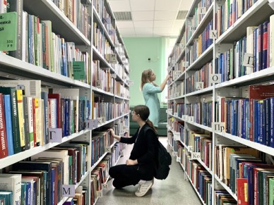 Как университетские библиотеки возвращают читателей