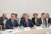 Валерий Фальков провел установочное совещание по реализации пилотного проекта, направленного на изменение уровней профессионального образования