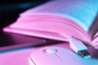 Путин поручил внести в госстандарты вузовского образования в РФ освоение технологий ИИ