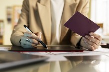 Официальное удостоверение по ИИ и цифровым инструментам — доступно слушателям Школы Лани